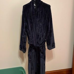 Women’s Navy Plush Robe Old Navy L-XL